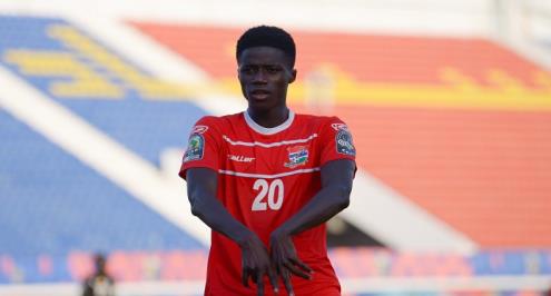 كان يحظى باهتمام الأهلي.. تقارير: مهاجم جامبيا للشباب يقترب من الانضمام لستاد ريمس الفرنسي